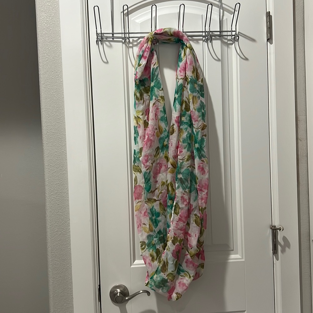 Floral Infinity Scarf NWOT